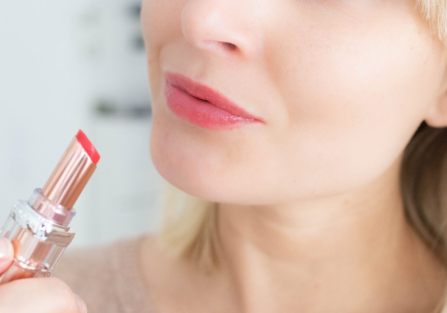 L'OREAL Color Riche Plump & Shine Lippenstift Swatches